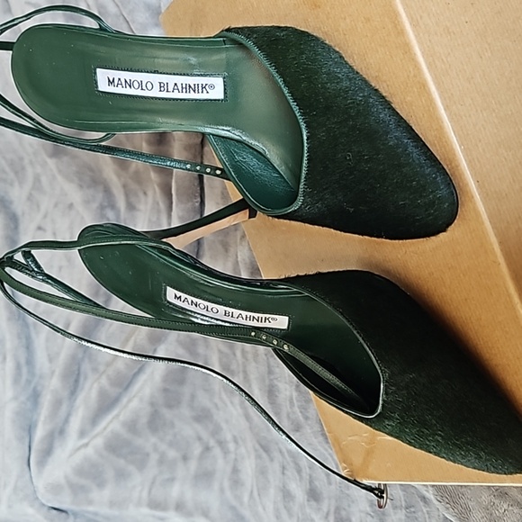 MANOLO BLAHNIK Forest Green Suede Pumps sz 6-NIB - Picture 5 of 5